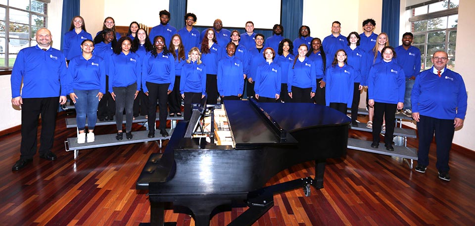 Love of singing is the only requirement to join